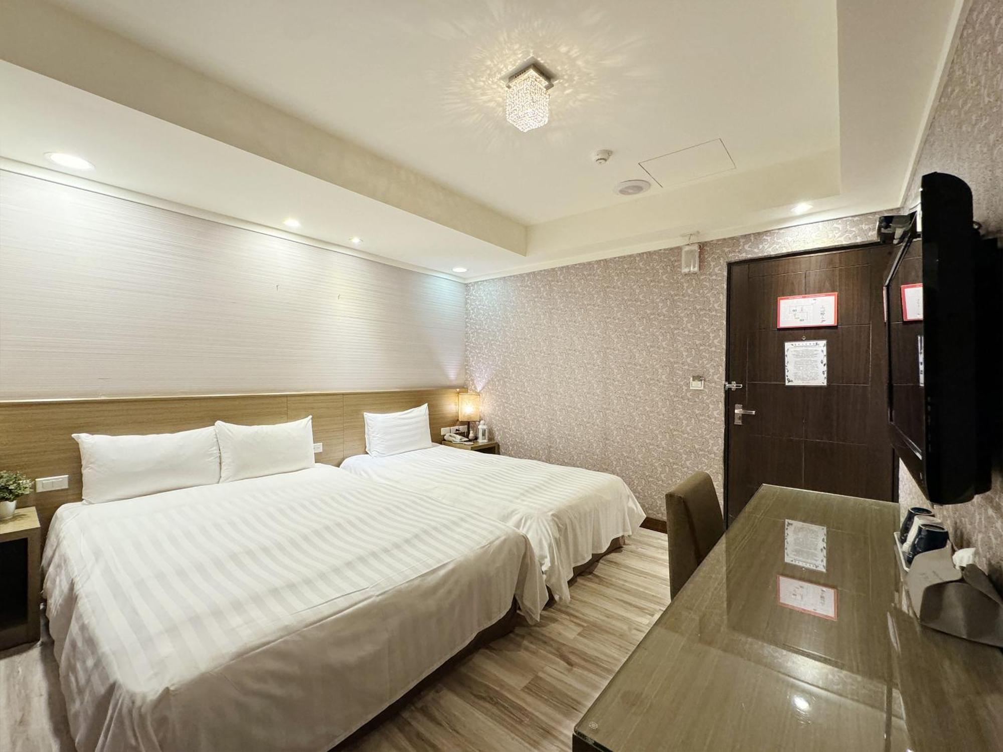 Finders Hotel Hualien Wen Hua Rum bild