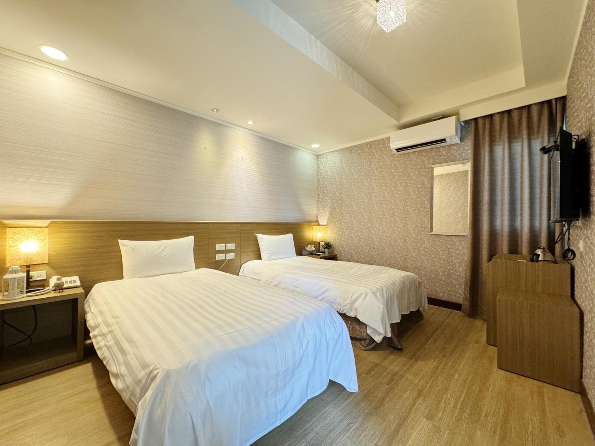 Finders Hotel Hualien Wen Hua Rum bild